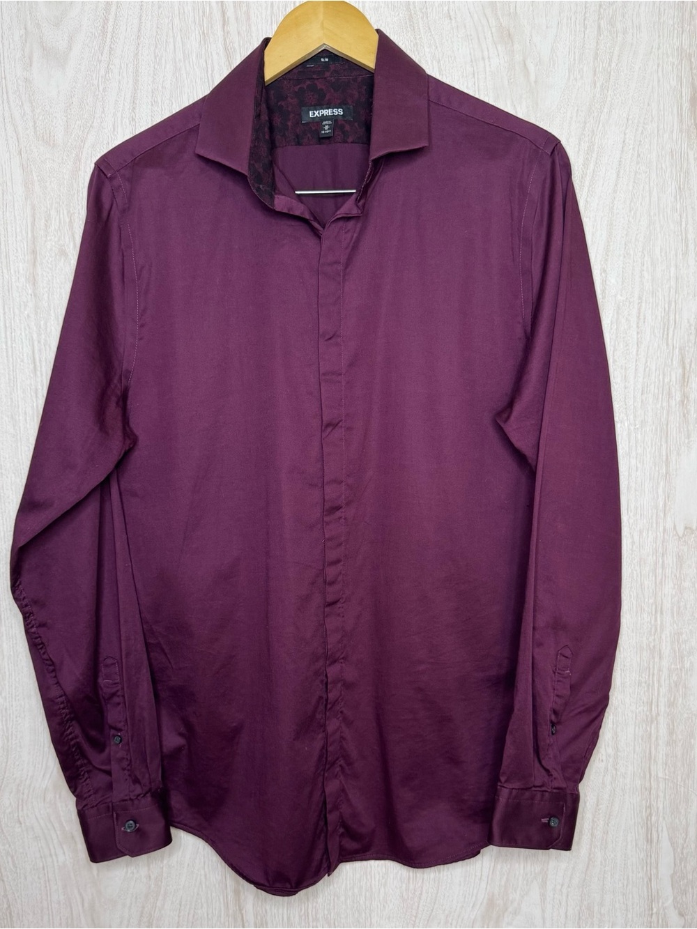 Express Men's Burgundy Long-Sleeve Dress Shirt size M